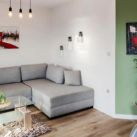 Put Zuke Vi * Makarska