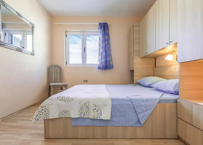 Apartament Put Zuke Vi *